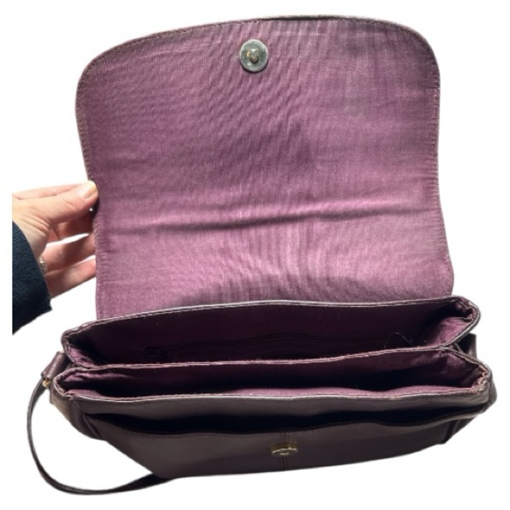 Vintage Etienne Aigner Dark Burgundy Crossbody Leather Bag - Picture 9 of 10